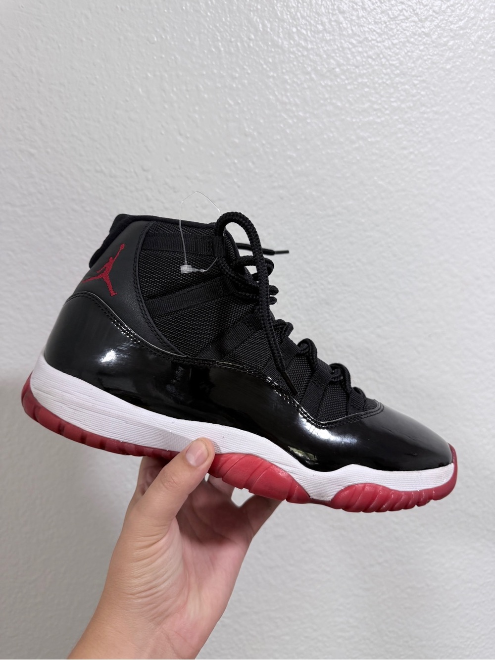 Jordan retro 11 bred